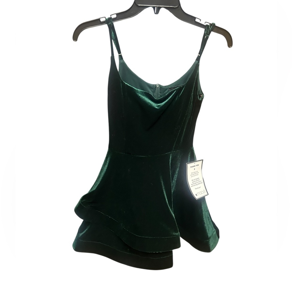 NWT B DARLIN
Juniors Womens Velvet Short Mini Dress In Green 3/4 - Picture 3 of 7